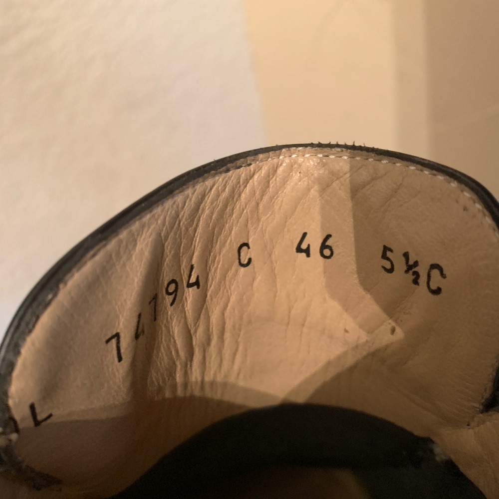 Salvatore Ferragamo black mules - size 5.5 - Picture 2 of 8